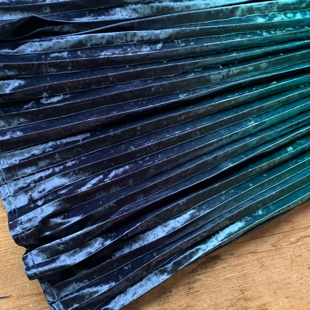 Modcloth Velvet Green Fades Blue Pleated MIDI Skirt - Picture 9 of 16